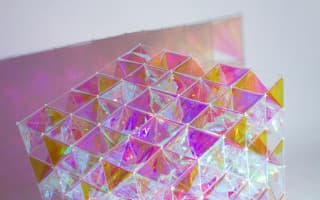 Iridescent kite