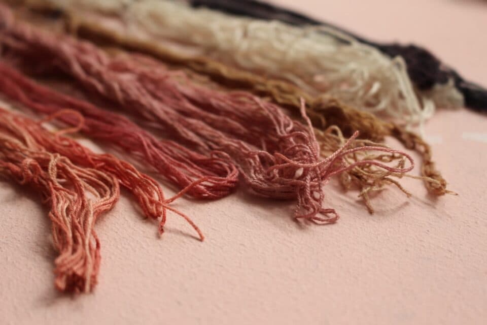 ALCHIMIA –  Natural Yarn dyes on Milk fibre