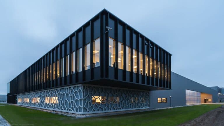 Fire retardant coating system (exterior)