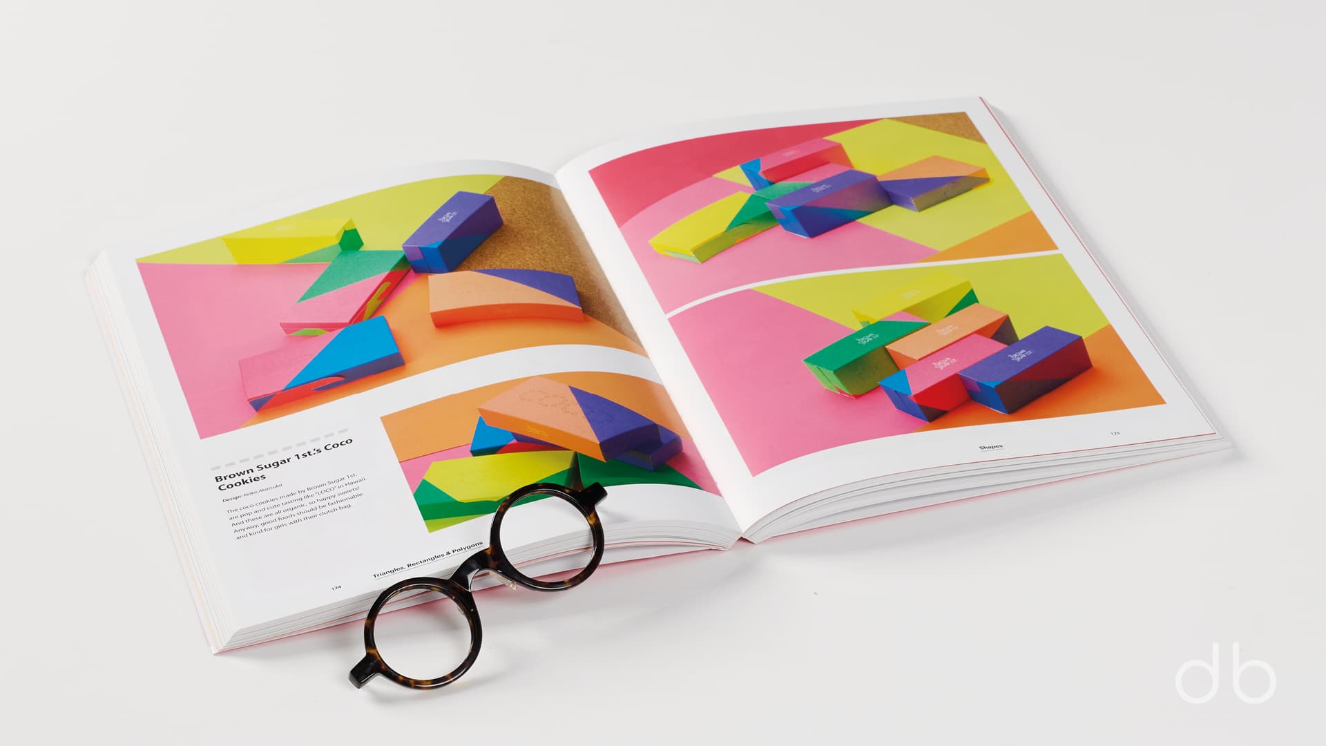 DesignerBooks_Shapes_Spreads3.jpg