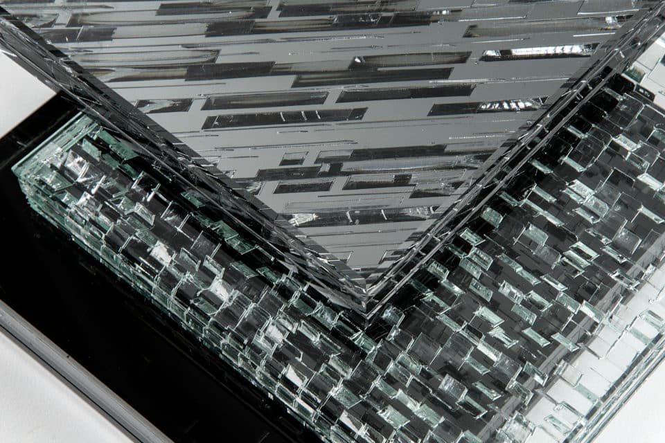Sensitile glass tiles
