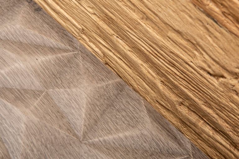 Holz in Form relief panel