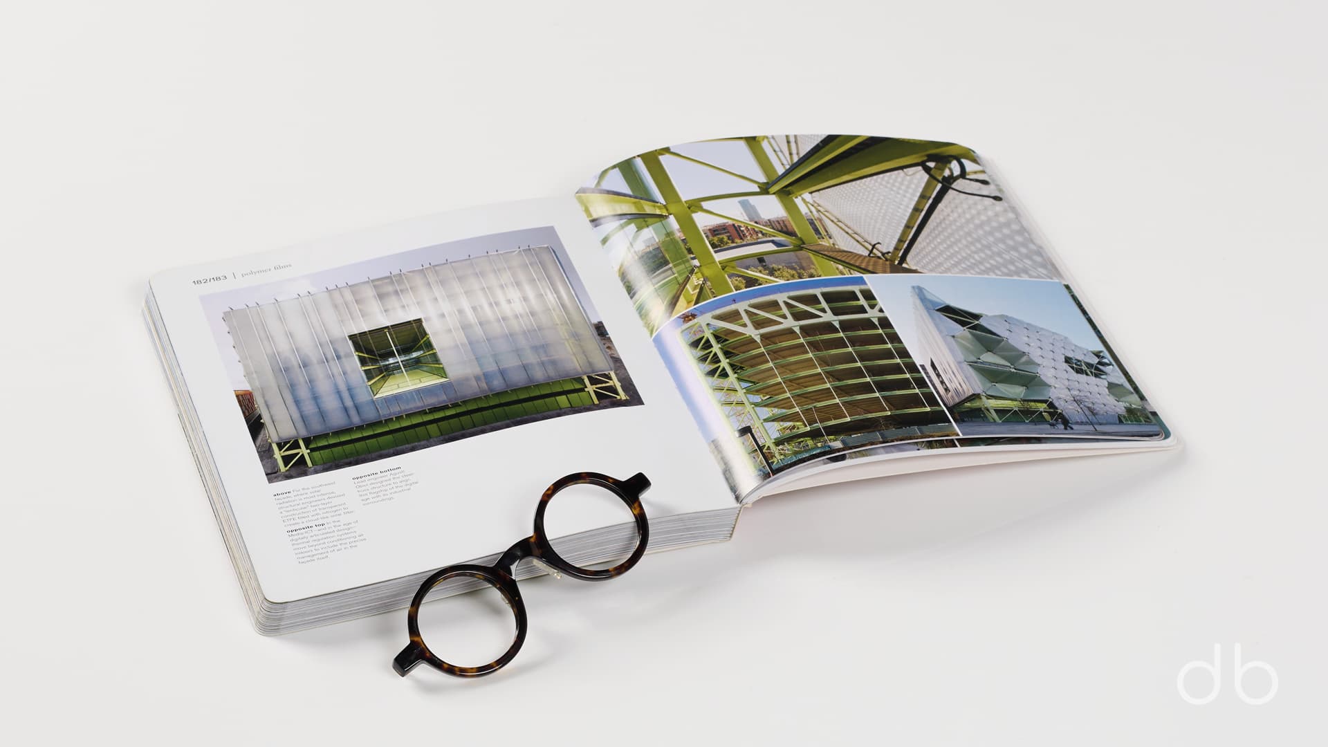 DesignerBooks_ArchitectureMaterialInnovation_Spreads3.jpg
