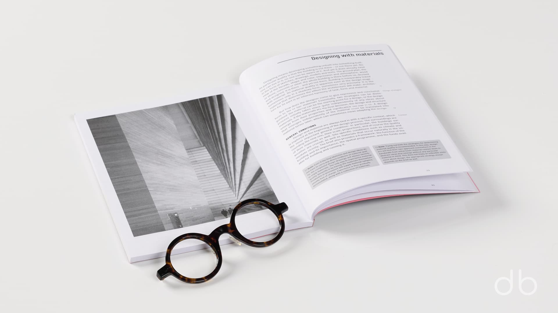 DesignerBooks_BasicDesignMaterials_Spreads3.jpg