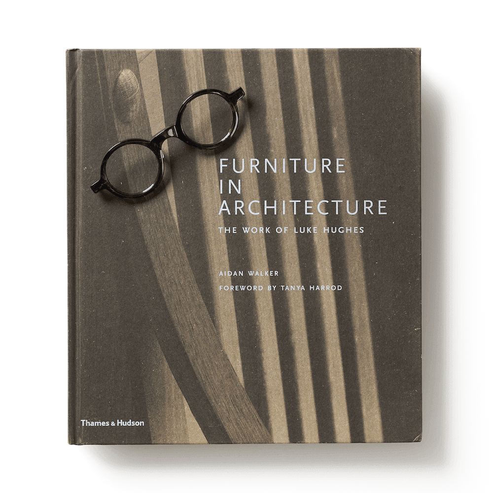 DesignerBooks_FashionInFurniture_Cover_W.png