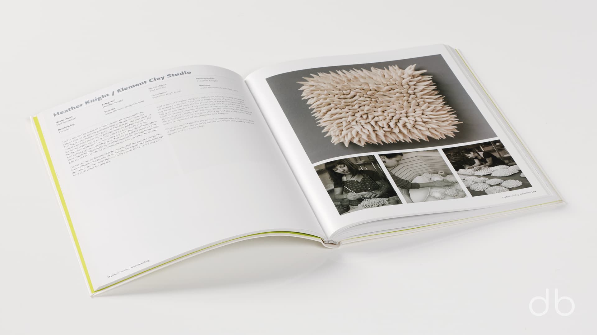 DesignerBooks_MX2012-Jaarboek_Spreads1.jpg
