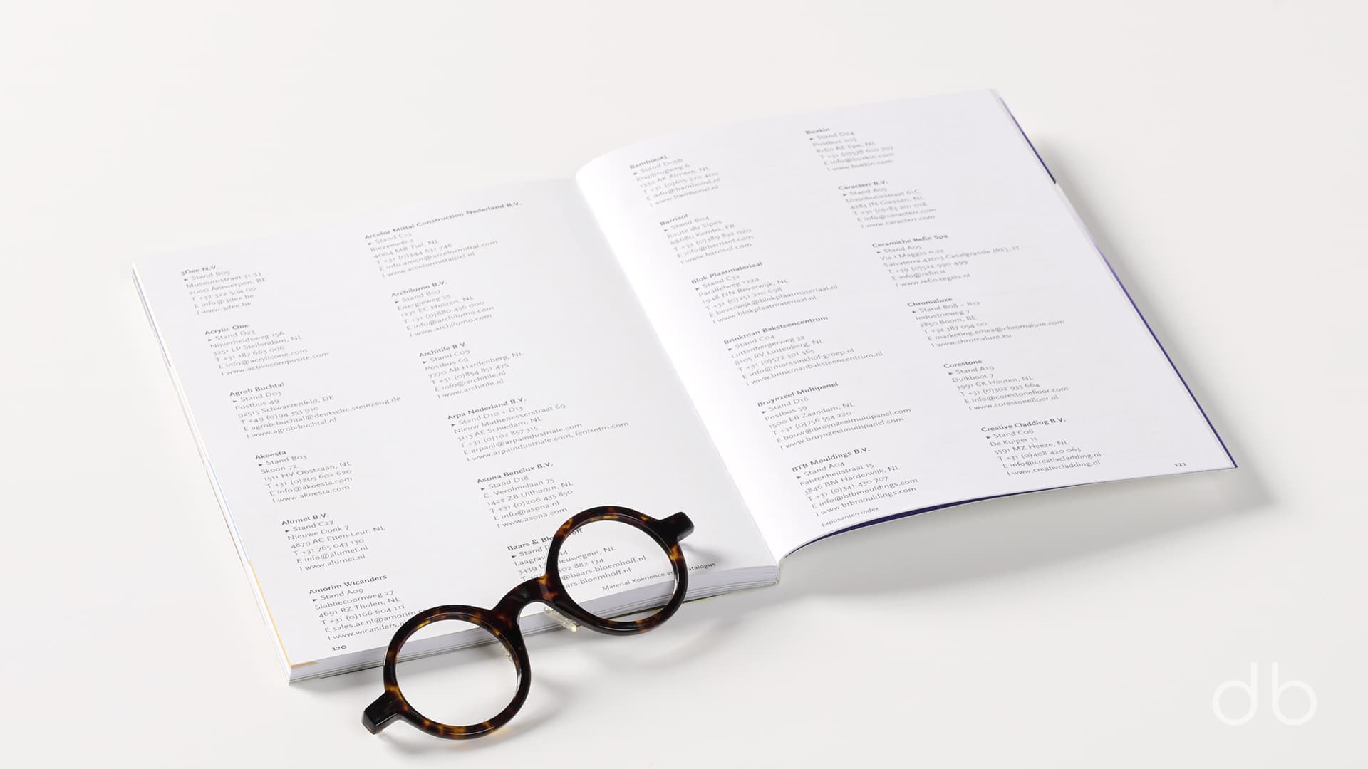 DesignerBooks_MX2017-BeursCatalogus_Spreads5.jpg