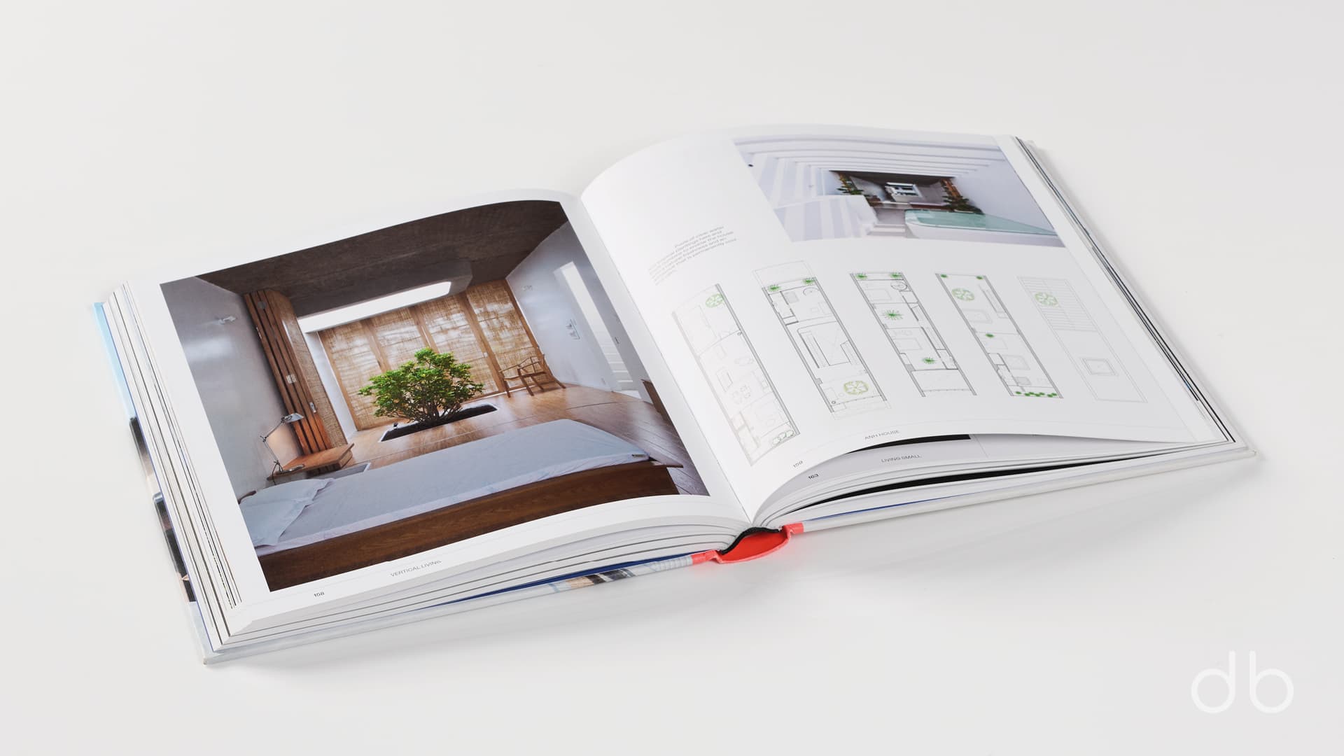 DesignerBooks_VerticalLiving_Spreads3.jpg