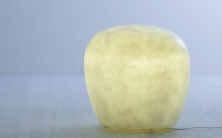 Fibreglass pouf-lamp