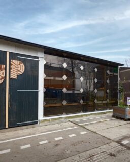 Utrecht has opened its first Upcycle Centre, a 350 m² hub where residents can learn how to repair and reuse materials. The centre supports hands-on work with household appliances, textiles and wood. It also trains people in circular craftsmanship and shows how cities can reduce waste. @jpvaneesterenbv built the project for @GemeenteUtrecht, next to the @hofvancartesius, a well-known circular city lab.

Read more at MaterialDistrict.com

#MaterialInspiration #Materials #CircularDesign #Upcycling #ReusedMaterials #SustainableArchitecture #MaterialInnovation #CircularEconomy #DesignInspiration #UrbanMining #EcoConstruction #Utrecht