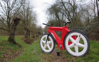 Dutchfiets: a bicycle made from recyclable plastic