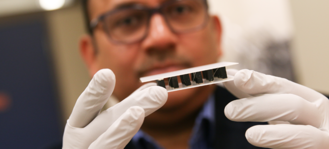 Thermoelectric material made from non-toxic chemical elements
