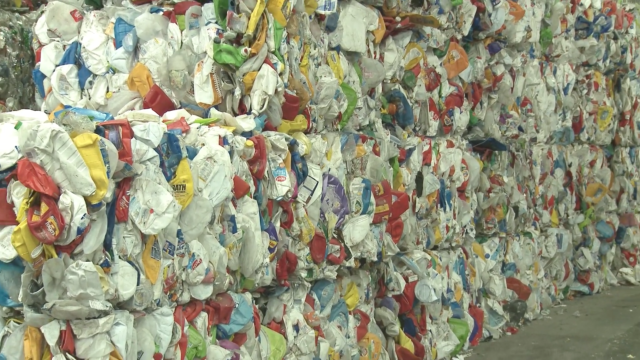 New polymer could help with recycling plastic 5 - MaterialDistrict