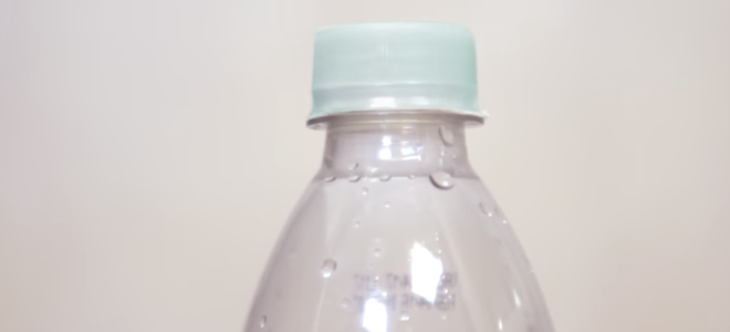 Colour changing plastic makes ‘sell by’ dates unnecessary