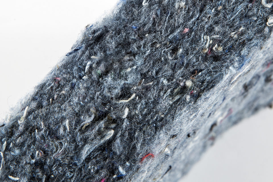 VRKisolatiemetisserecycledtextileinsulationPLA11005 MaterialDistrict