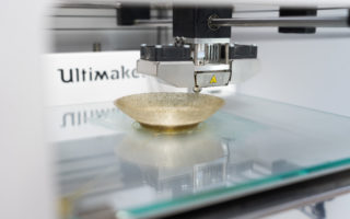 Reproducing historical glassware with 3D printed algae