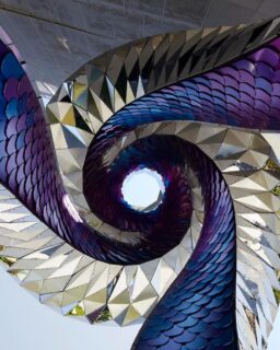 Computational design and digital fabrication are transforming how architects and designers work with materials. These technologies allow designers to create structures made from thousands of customised components. As a result, buildings and installations can respond more precisely to site conditions, climate and user interaction.

San Francisco–based studio @futureformslab, founded by Jason Kelly Johnson and Nataly Gattegno, explores this approach through digitally fabricated public installations. Their projects show how aluminium, stainless steel and perforated metal systems can shape complex structures while interacting with environmental forces such as light, heat and airflow.

Read more at MaterialDistrict.com

#DigitalFabrication #MetalArchitecture #ComputationalDesign #ParametricDesign #PerforatedMetal #MaterialInnovation #PublicSpaceDesign #ArchitecturalMaterials #UrbanInstallations #LandscapeArchitecture #InteractiveArchitecture #DesignTechnology #FutureMaterials #DigitalCraft #ArchitectureAndDesign