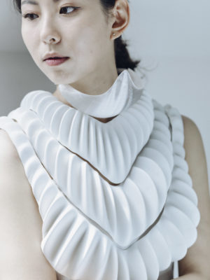 3D printed garment Amphibio helps you to breathe underwater ...