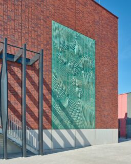 Rotterdam-based @studio.rap has completed Powerwall, a large-scale 3D printed ceramic artwork for the Switchstation Beverwijk transformer station in the Netherlands. Studio RAP developed the installation in close collaboration with the building’s architect, Powerhouse Company. The ceramic artwork forms an integral part of the building’s façade. By combining computational design, robotic clay printing and ceramic craftsmanship, the project translates the invisible electromagnetic forces inside the transformer station into a tactile architectural surface.

Dutch grid operator TenneT commissioned Powerwall. The project demonstrates how digital fabrication can create site-specific ceramic architecture for public infrastructure.

Read more at MaterialDistrict.com

#MaterialInspiration #Materials #3DPrinting #Ceramics #CeramicArchitecture #FacadeDesign #ComputationalDesign #ParametricDesign #DigitalFabrication #RoboticFabrication #Clay3DPrinting #Architecture #MaterialInnovation #StudioRAP #TenneT #PublicArt #Netherlands