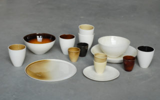 Tableware glazed with Rotterdam’s dirty air