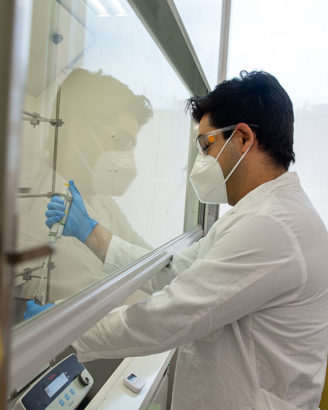 Researchers at @PennState have developed a plant-based material capable of selectively recovering dysprosium, a heavy rare earth element widely used in semiconductors, electric motors, generators and other high-performance technologies. The innovation offers a more sustainable and environmentally responsible alternative to conventional extraction and separation methods.
Read more at MaterialDistrict.com
#MaterialInspiration #Materials #Nanocellulose #RareEarthElements #Dysprosium #CircularDesign #SustainableMaterials #BioBasedMaterials #MaterialInnovation #CleanTech #RecyclingTechnology #AdvancedMaterials