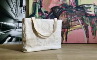 Leather-free handbag made of bacterial cellulose