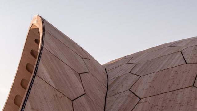 Robotic precision in manufacturing parametric design - MaterialDistrict