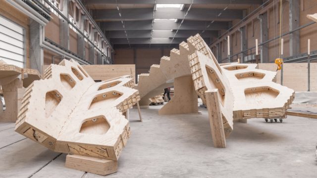 Robotic precision in manufacturing parametric design - MaterialDistrict