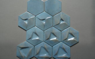 Pearlescent blue glazes