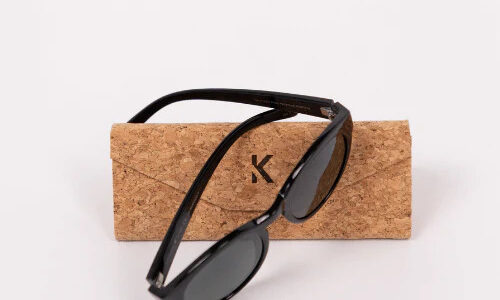 Eyewear made of recycled clothes