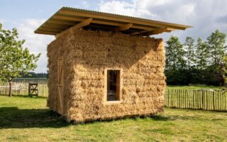 A temporary overnight location made of straw