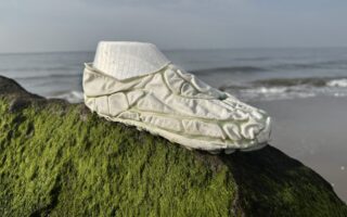 ‘Living’ shoes made with microalgae ink