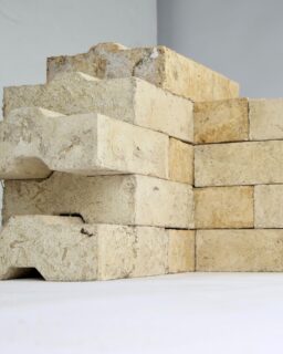 A low-carbon alternative to bricks and concrete blockwork. Sugarcrete by @Sugarcrete / More at MaterialDistrict.com

#MaterialoftheDay #Materials #Sugarcrete #ConcreteAlternative #Construction #Architecture #BiobasedMaterials