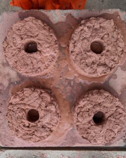 A modular brick, made of natural wool with light earth method (LEM), which results in a light-weighted high-density material. Brickwool by @terra___som / More at MaterialDistrict.com

#MaterialInspiration #Materials #BiobasedMaterials