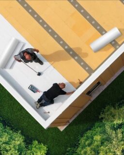 The roofing membrane is made with PVB film, a residual flow from safety glass. Leadax Roov by @Leadax / More at MaterialDistrict.com
#MaterialoftheDay #Materials #RecycledMaterials #Roofs #Architecture