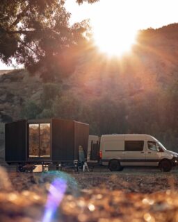 .@azureprintedhomes shows how large-scale 3D printing can change the way compact homes are designed and built. The company developed the X Series as a range of mobile, chassis-based homes that rely on additive manufacturing and recycled materials. Each unit can be printed in as little as one day, which significantly shortens construction time.

For architects and designers working with modular housing or temporary structures, the X Series offers an example of how digital fabrication can support faster and more efficient building processes.

Read more at MaterialDistrict.com

#MaterialInspiration #Materials #3DPrinting #MobileArchitecture #RecycledPlastic #CircularDesign #ModularHousing #SustainableConstruction #MaterialInnovation