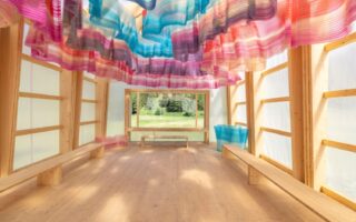 Gelateria Mulegns: A Showcase of Circular Architecture in Wood and Plastic