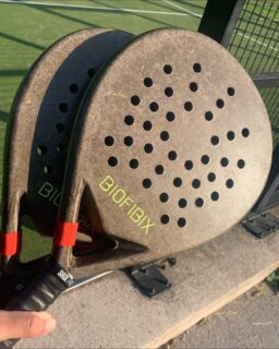 Flax fibres are gaining interest in composite design because they are bio-based, lightweight, and have a lower environmental impact than many synthetic alternatives. Yet challenges such as cost, moisture sensitivity, and high resin uptake have slowed their wider use. The Belgian company BIOFIBIX developed Hypermat to address these limitations and to make flax reinforcements easier to integrate into existing composite processes.
Hypermat targets sectors where designers look for lighter, more sustainable materials, including mobility, sports and leisure, marine, and product design. In these fields, natural fibres can offer an alternative to carbon and glass composites when full structural performance is not required.
Read more at MaterialDistrict.com
#MaterialInspiration #Materials #Flax #FlaxComposites #BiobasedMaterials #SustainableMaterials #MaterialInnovation #CompositeDesign #NaturalFibres #LightweightDesign #CircularDesign #EcoDesign #MaterialScience