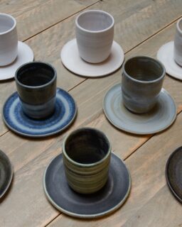 Mussel shells are a by-product of the seafood industry and are often treated as waste. However, @oceanceramics_, a company founded by four students from Zeeland in the Netherlands, explores how to use this material as a secondary raw input for ceramics. In doing so, the team contributes to a more circular approach to material use.

Read more at MaterialDistrict.com

#MaterialInspiration #Materials #MusselShells #Ceramics #CircularMaterials #WasteToValue #SustainableDesign #MaterialInnovation #Biobased #RecycledMaterials #ProductDesign #InteriorDesign