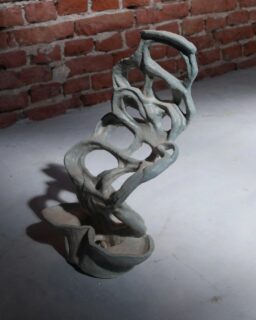 At @ideTUDelft, PhD candidate @veravdburg explores how designers can use artificial intelligence as a reflective medium. Instead of focusing on speed and efficiency, her work centres on questioning and learning. She trains custom AI models rather than using standard tools. This allows designers to shape the system and explore their own ideas. In this context, AI does not produce final outcomes. It helps generate questions and insights.

This approach challenges current design workflows, which often prioritise optimisation. Van der Burg shows that slowing down can also be part of digital design.

Read more at MaterialDistrict.com

#MaterialInspiration #Materials #Clay #AI #DesignMaterial #MaterialInnovation #Ceramics #GenerativeAI #DesignResearch #SustainableDesign #DigitalCraft #CircularDesign