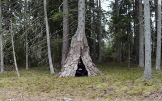 Spruce Bark Hut: Turning Forest Waste Into A Living Architectural Skin