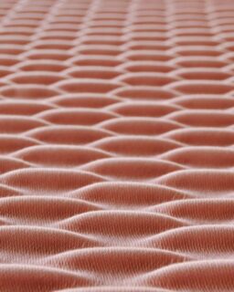 The textile’s woven structure, wide colour palette, and soft texture contribute to its visual and sensory qualities. Ondo by @casalis.be / More at MaterialDistrict.com

#MaterialoftheDay #Materials #Acoustics #InteriorDesign #SenseandSensibility