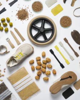 A material solution derived from food by-products, specifically banana peels and nutshells. Kuori by @kuori.materials / More at MaterialDistrict.com

#MaterialoftheDay #Materials #ProductDesign #BiobasedMaterials #FashionDesign