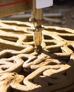 A recent study shows how nature-inspired design can improve 3D printed earthen materials. The research points to new opportunities for low-carbon construction using locally available soil. Inspired by termite mounds and wasp nests, the team developed a biopolymer-enhanced earth material suitable for digital fabrication.

Read more at MaterialDistrict.com

#MaterialInspiration #Materials #3DPrinting #EarthenMaterials #SustainableConstruction #BiobasedMaterials #CircularDesign #MaterialInnovation #Architecture #DigitalFabrication #LowCarbonBuilding #BioInspired