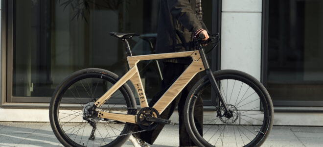 Esel Introduces Urban E-Bike With Wood-Composite Frame