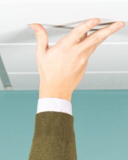 The ceiling acoustic tiles are crafted from natural wood fibres using a foam-forming process, resulting in a lightweight, highly porous structure. Aisti® Teno acoustic tile by Aisti / More at MaterialDistrict.com

#MaterialInspiration #Materials #Ceiling #InteriorDesign #Acoustics #Architecture #Wood #WoodFoam