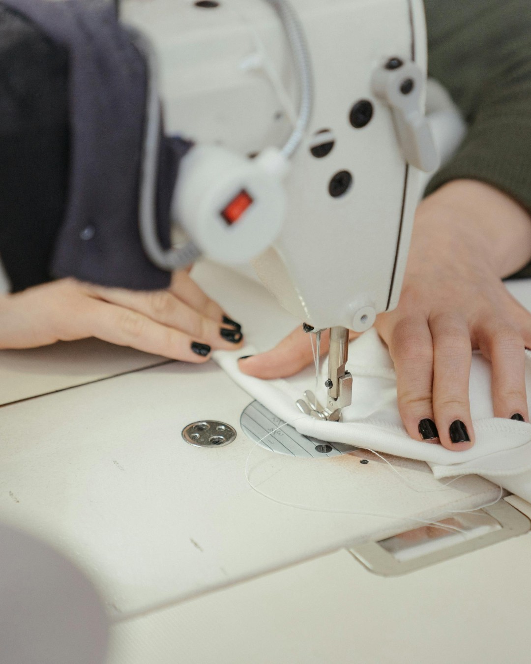 Textile waste is usually linked to discarded clothing and landfill sites. However, new research shows that the largest material losses happen much earlier in the production process. Researchers from @NTNU and @SINTEF in Norway found that around 44 per cent of textile material is lost before a garment even reaches consumers.

The findings highlight an overlooked issue within the fashion and textile industry. While many circular initiatives focus on collecting and recycling used clothing, large amounts of material are already wasted during manufacturing. For fashion designers and textile producers, the study underlines the importance of improving efficiency at the production stage.

Read more at MaterialDistrict.com

#MaterialInspiration #Materials #TextileWaste #CircularTextiles #SustainableFashion #TextileRecycling #MaterialInnovation #CircularEconomy #FashionIndustry #WasteReduction #RecycledTextiles #SustainableMaterials #TextileDesign #FibreRecycling #EcoDesign #MaterialEfficiency #FashionSustainability