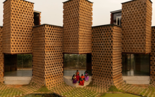 Shipping Containers And Earth Combine In Climate-Responsive Restaurant Design