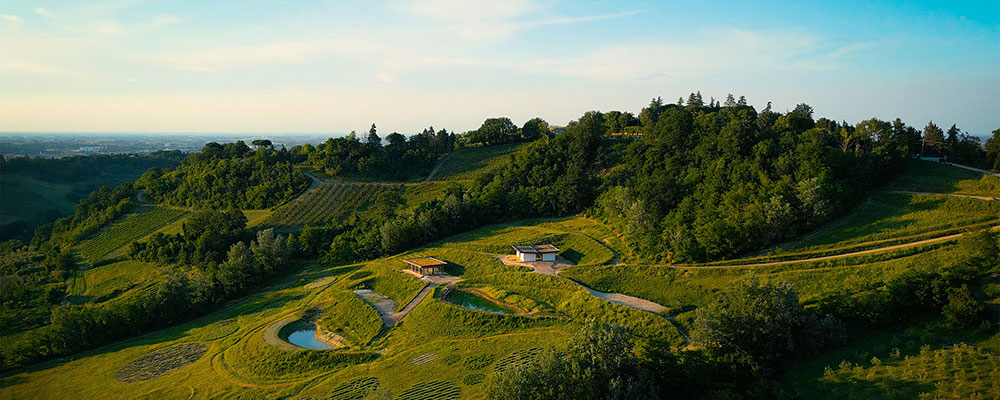 Lime, Rice Husk and 3D Printing Shape Experimental Building Project